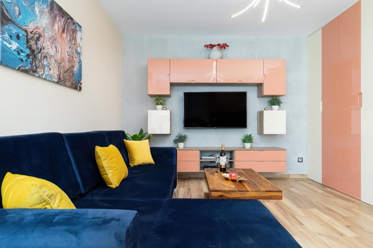 Apartment Porto Santa Rewales *